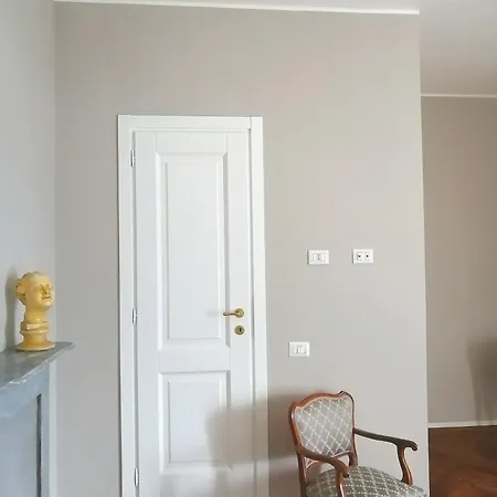 Alojamento de Acomodação e Pequeno-almoço Ca Meison Cannobio